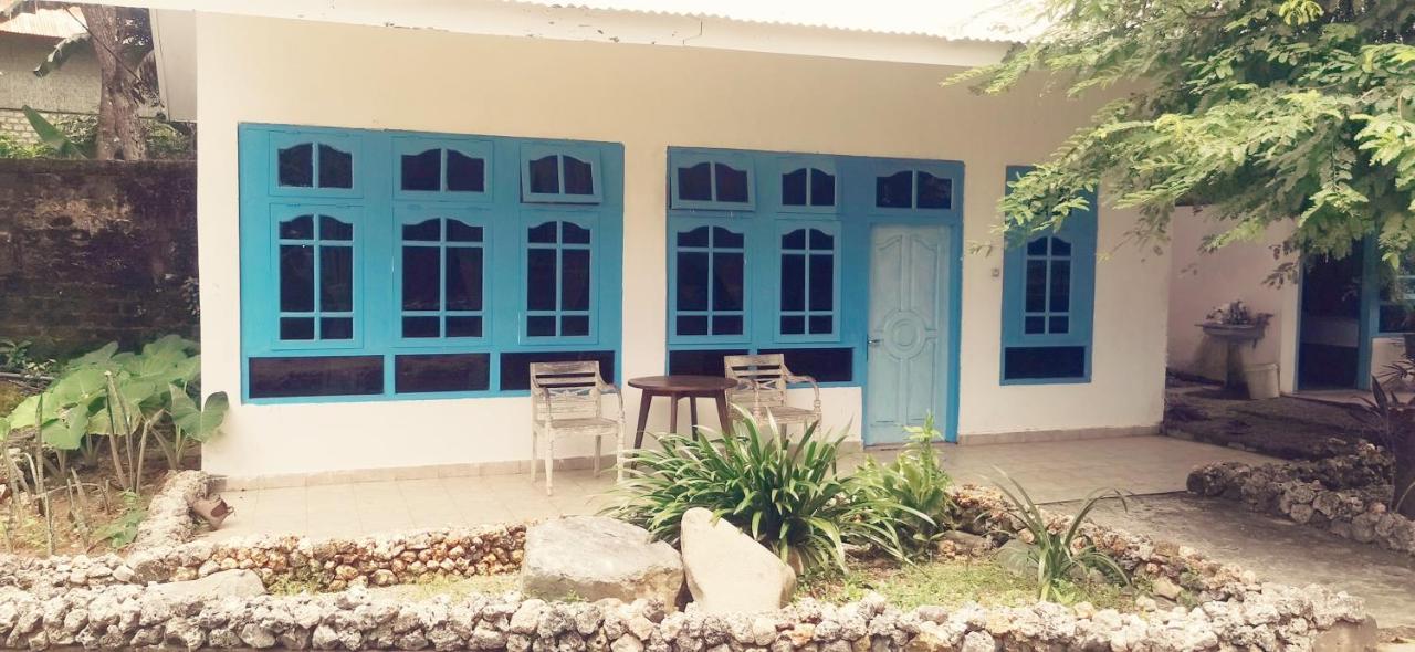 The Village Rua Beach Homestay Dış mekan fotoğraf